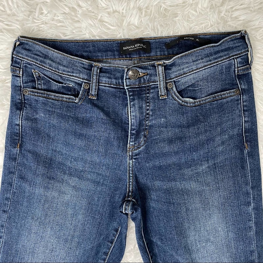 Banana Republic Girlfriend Jeans Distressed Raw Hem Dark Wash Women’s 28L - Picture 3 of 12